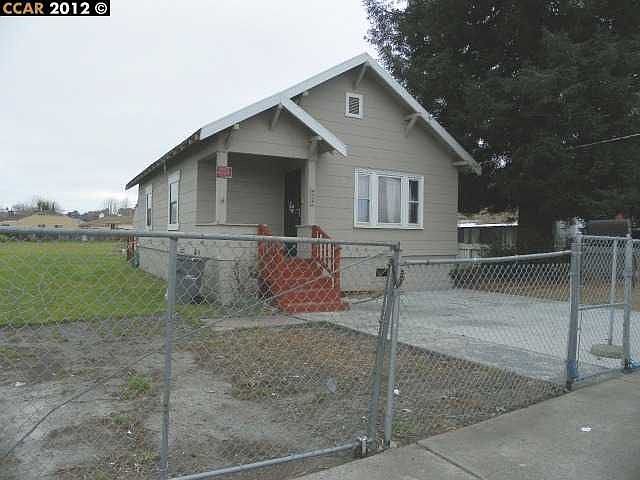 2nd image of 472 105th Ave