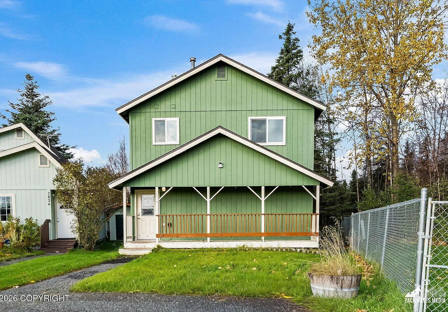 3 bed, 1.5 bath, 1344 sqft, $2,400 — Photo 1