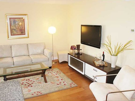 2nd image of 1545 Euclid Ave APT 5K