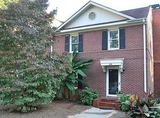 44 Huntington Place Dr, Sandy Springs, GA