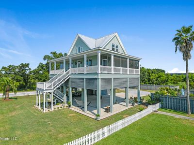 148 5th Ave, Pass Christian, MS, 39571
