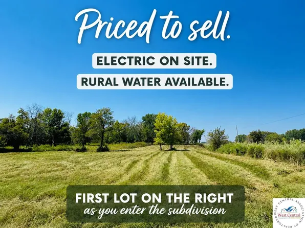 101 SE 315p Rd, Clinton, MO 64735