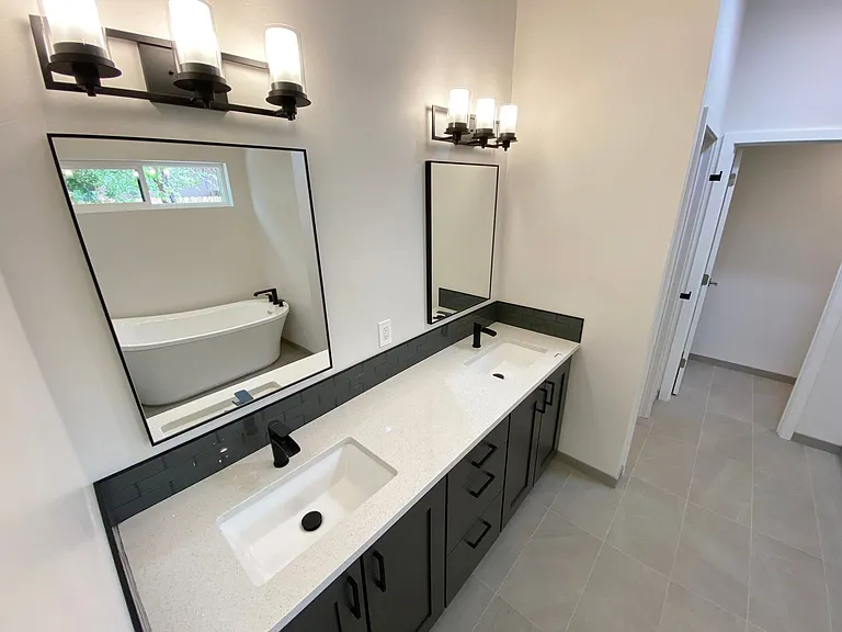 100 W Hummingbird Ln — Photo 8