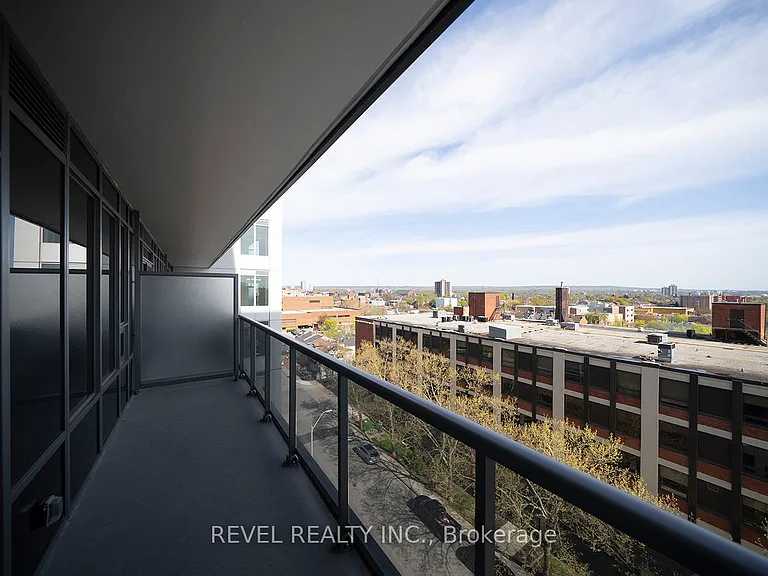 212 King William St #823 — Photo 12