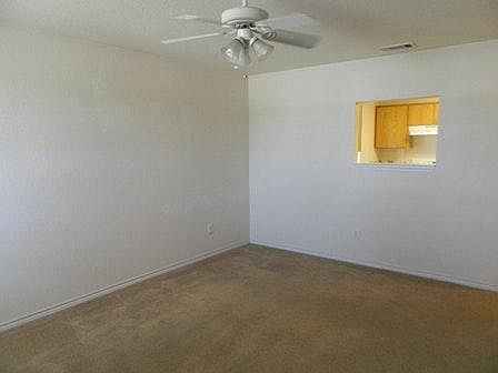 5th image of 312 N 10th St APT B