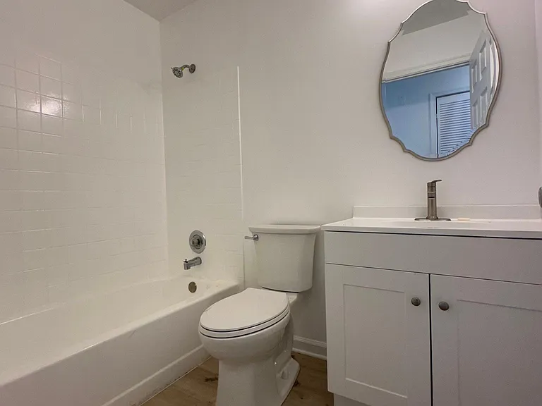 104 Durham Dr — Photo 11