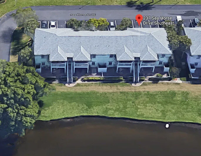 237 Seahorse Dr SE #B — Photo 24