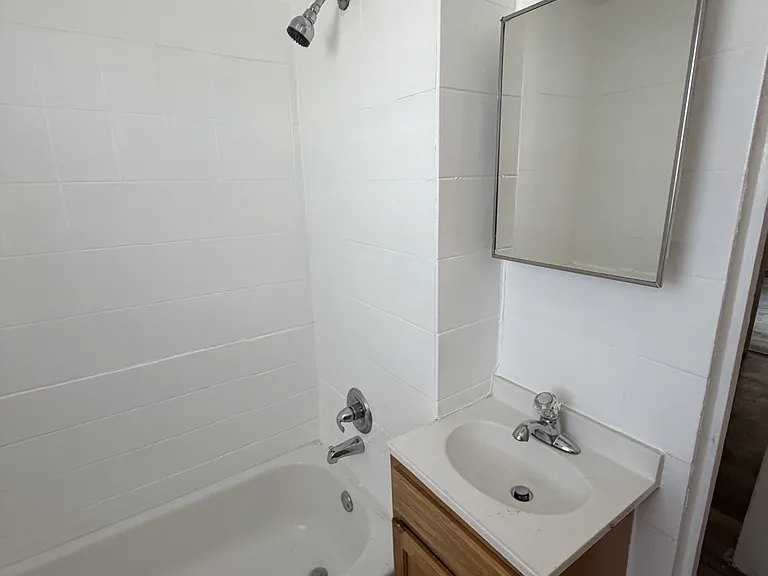 3011 N Swanson St — Photo 12