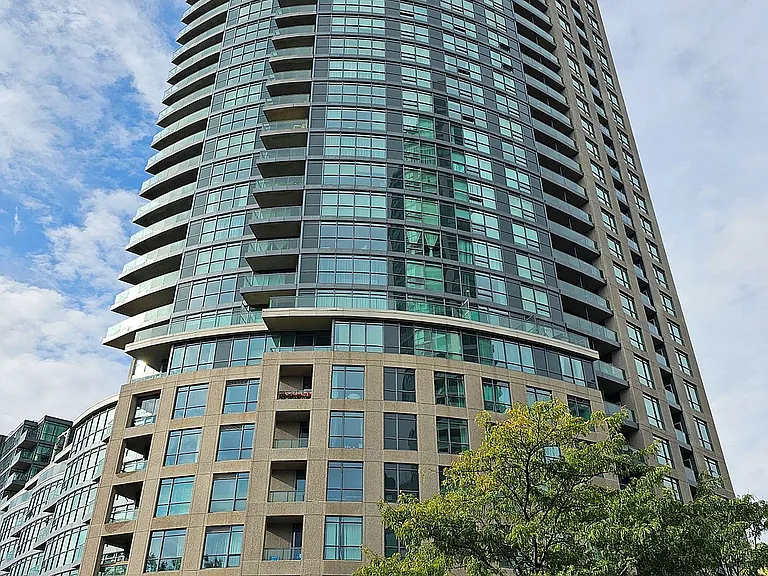 219 Fort York Blvd #1810 — Photo 1