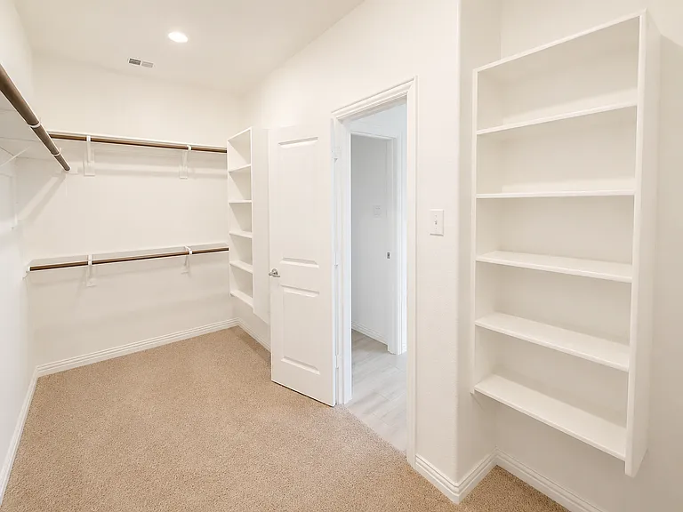 5114 Bancroft Dr — Photo 9