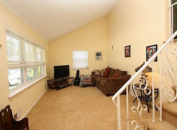 2nd image of 4124 Clintwood Ln