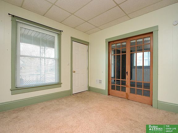 5th image of 910 8th St