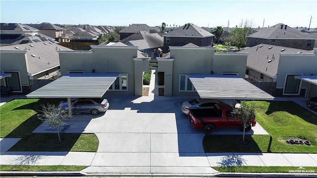 2 bed, 2.0 bath, 950 sqft, $1,100 — Photo 1