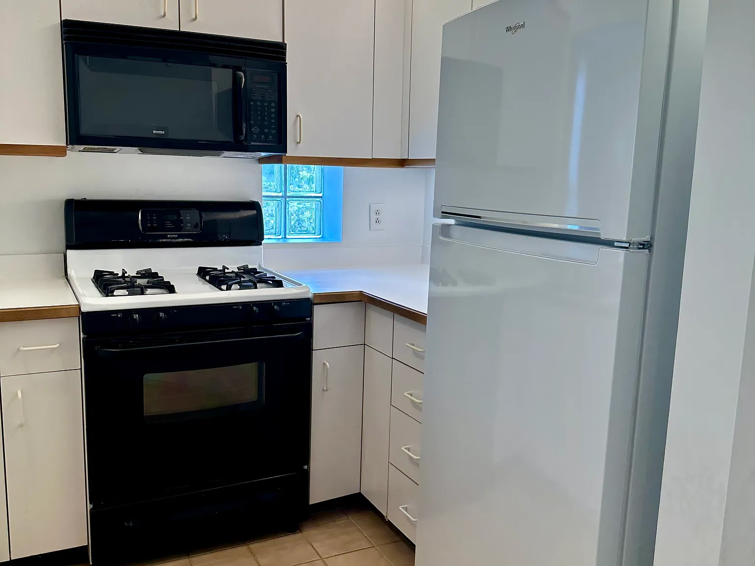 2 Chestnut Street — Photo 4