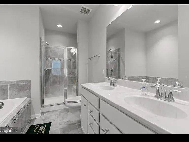 7120 Masonry Aly #1 — Photo 2