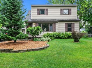 62 Circle Dr, Circle Pines, MN 55014