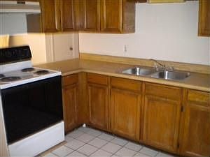1st image of 106 W 9th Pl APT 7