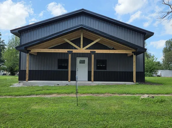 622 Missouri Ave, Chillicothe, MO 64601