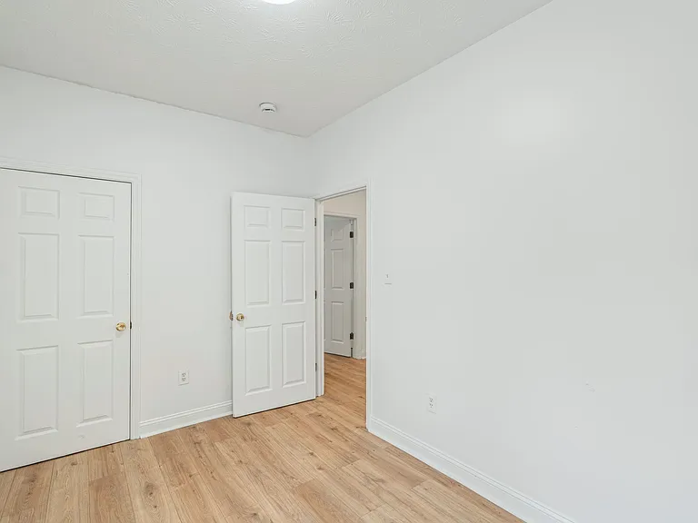 605 Spruce St NE — Photo 12
