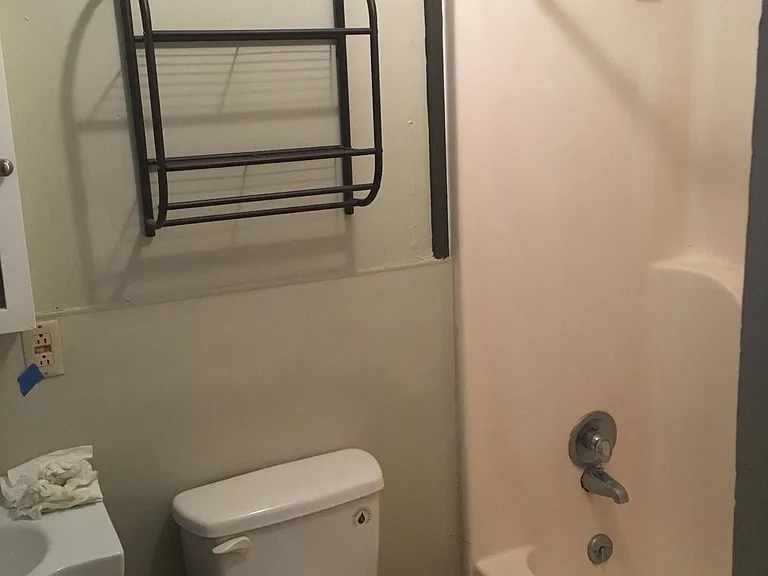 1435 15th Ave S #1 — Photo 12