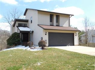 102 Sika Dr, Pittsburgh, PA 15239