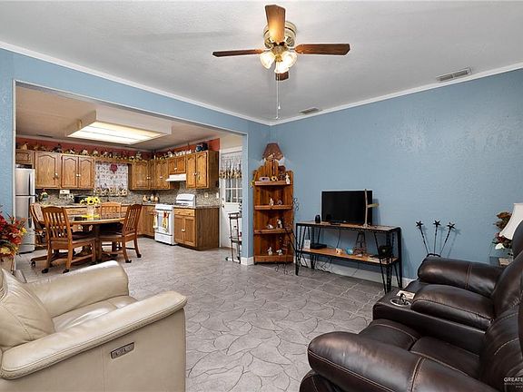 2nd image of 3419 N Fm 492