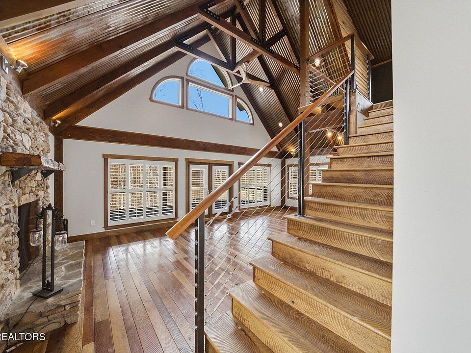 13th image of this home