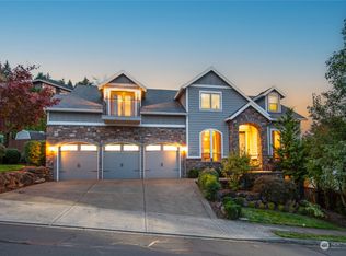 2450 N 4th St, Washougal, WA 98671