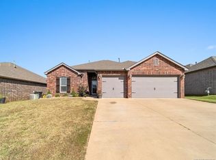 26945 E 143rd St S, Broken Arrow, OK 74429