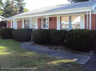 39 Franklin Ln, Whiting, NJ 08759