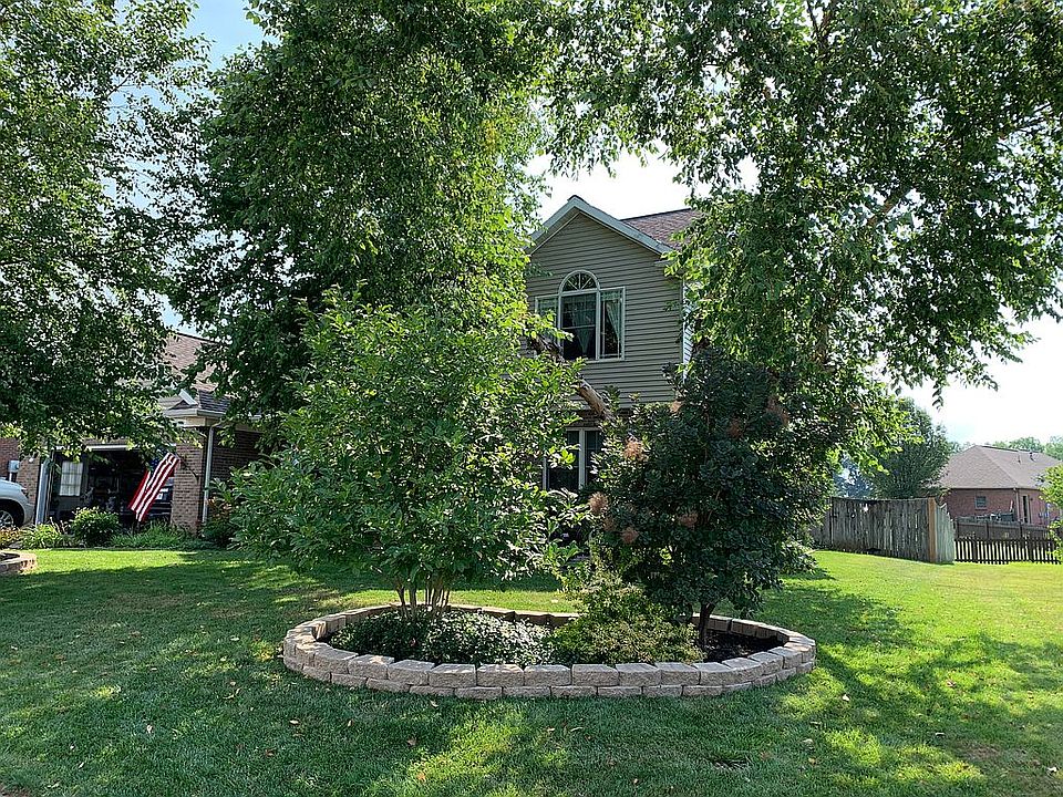1st image of 3677 Carmona Dr
