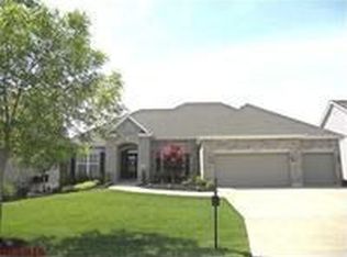 5838 Hidden Creek Dr, Saint Charles, MO 63304