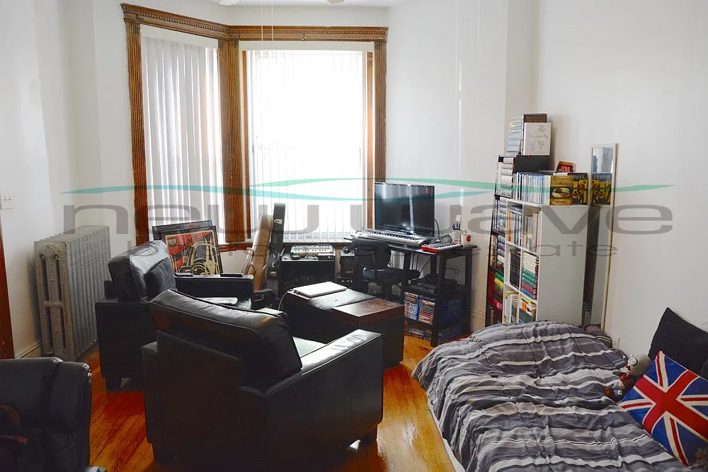 Studio, 500 sqft, $2,500 — Photo 1
