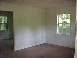 3rd image of 220 Cave St