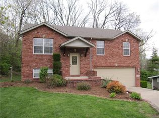 806 Dooner Dr, Collinsville, IL