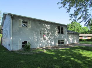 4 Rose Ln, Granite City, IL