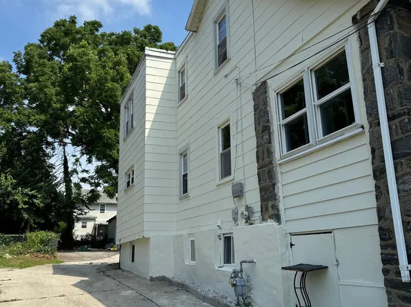 314 S Fairview Ave, Upper Darby, PA 19082