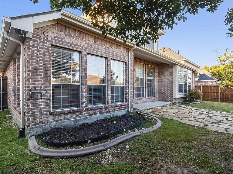 1604 Wagon Wheel Dr — Photo 48
