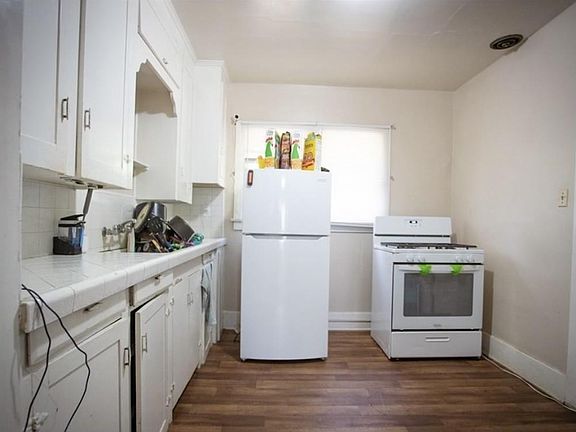 5th image of 411 San Francisco Ave #413