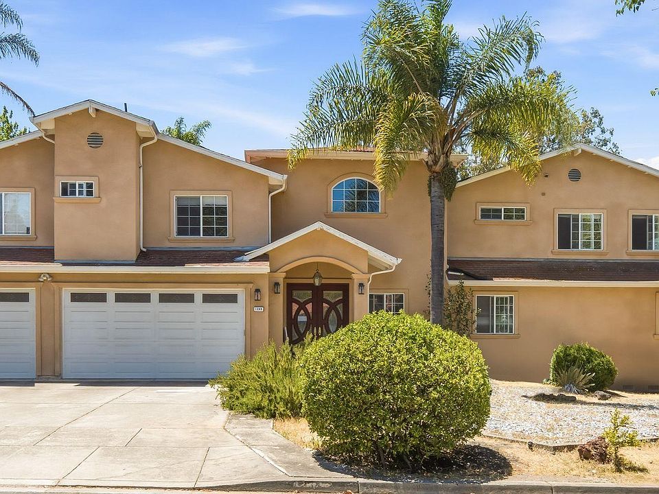 2nd image of 1288 Tolteca Ct
