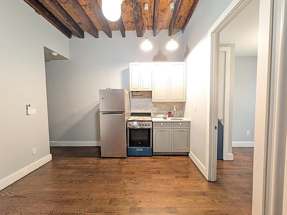 2nd image of 237 Troy Ave APT 3A