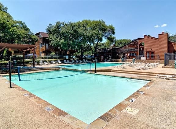 3rd image of 2301 Balsam Dr APT M102