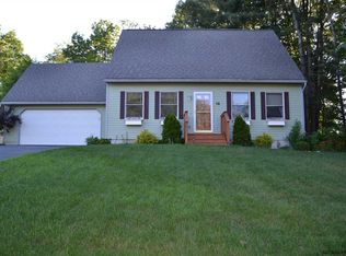 13 Hidden Hills Dr, Queensbury, NY 12804
