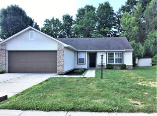 5819 Woodcote Dr, Indianapolis, IN