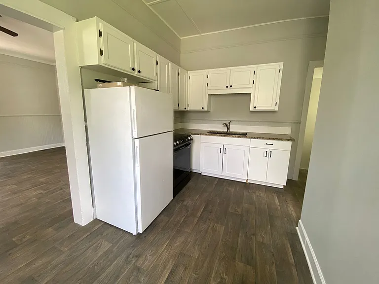 5 Silver St SW — Photo 4