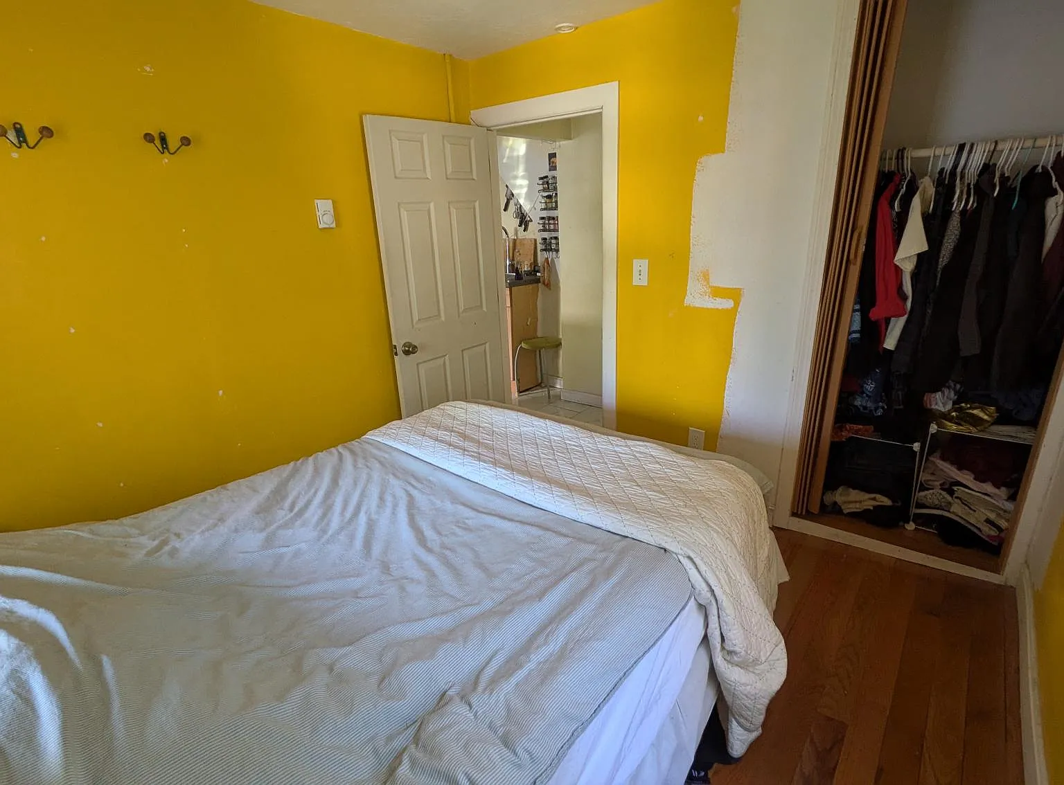 1 bed, 9999 sqft, $2,400 — Photo 4