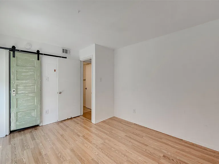 3627 Manchaca Rd #108 — Photo 15