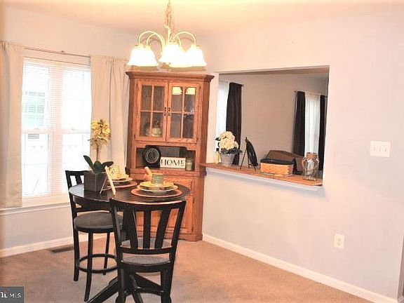 5th image of 20823 Primrose Ct