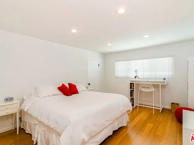 22626 Pacific Coast Hwy #12 — Photo 13