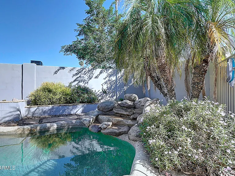 6914 E Beverly Ln — Photo 31